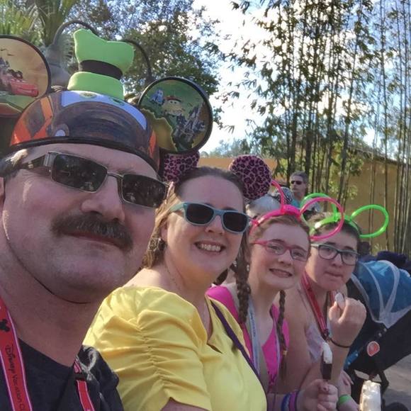 Meet your Posher, Crystal-davy - Picture 1 of 1